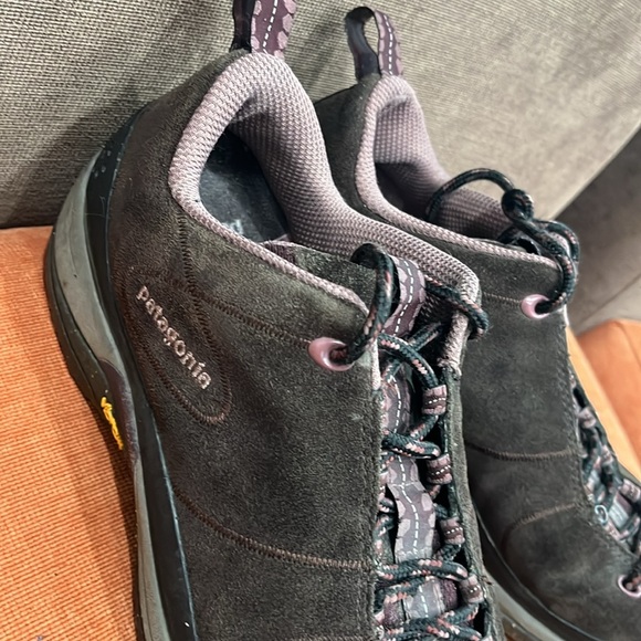 Patagonia Bly Velvet Brown Leather Upper Performance Footwear Trail Shoes 7.5 US - Picture 16 of 16